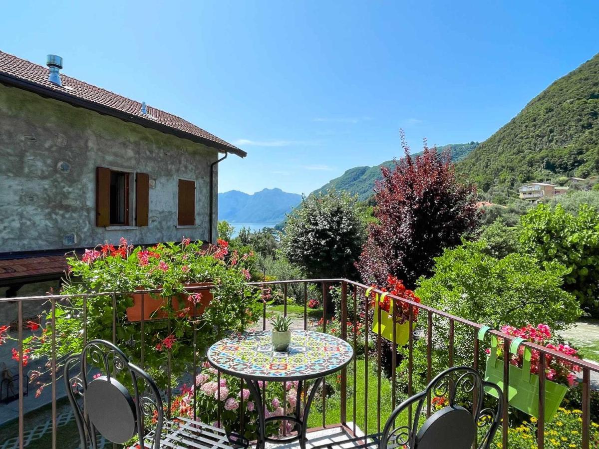 Breva Loft Tra Gli Ulivi Ed Il Lago Bellagio Exterior photo