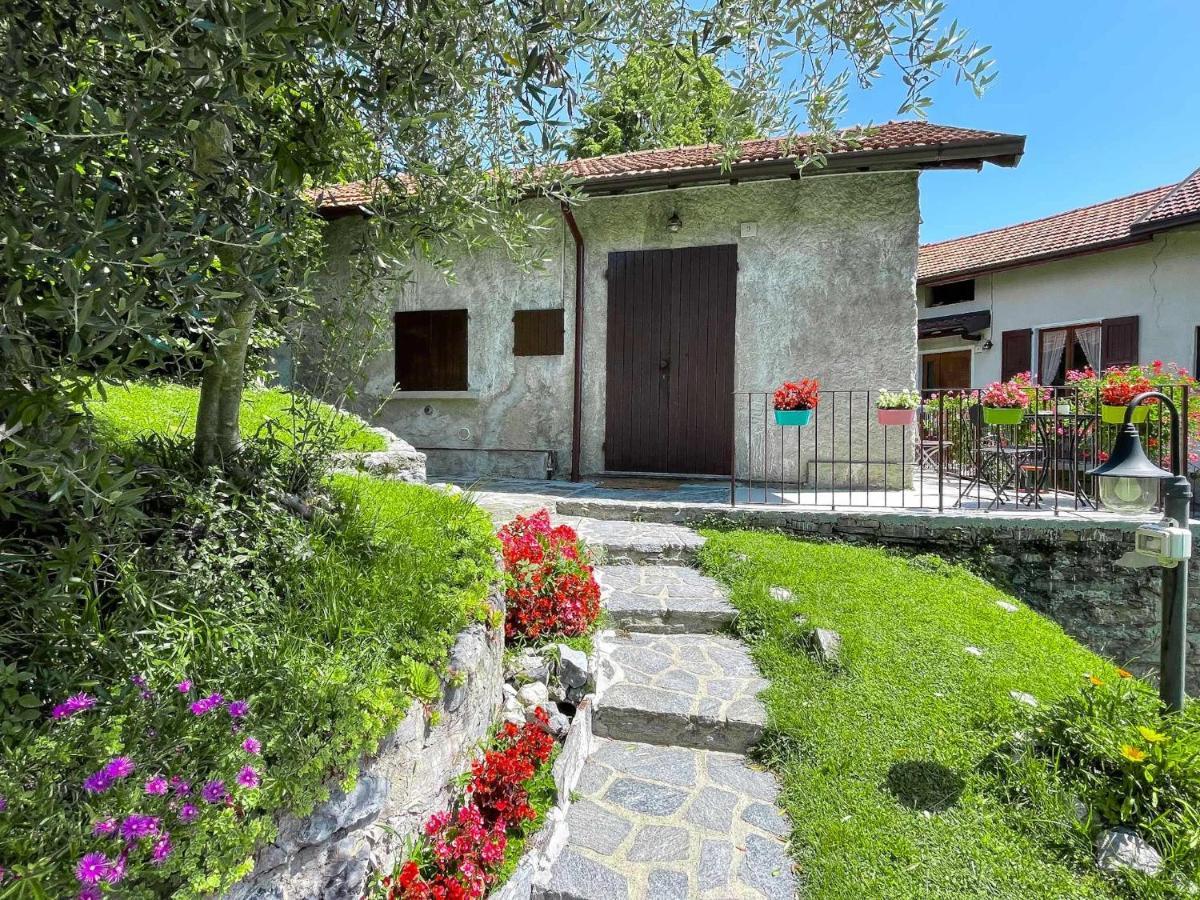 Breva Loft Tra Gli Ulivi Ed Il Lago Bellagio Exterior photo